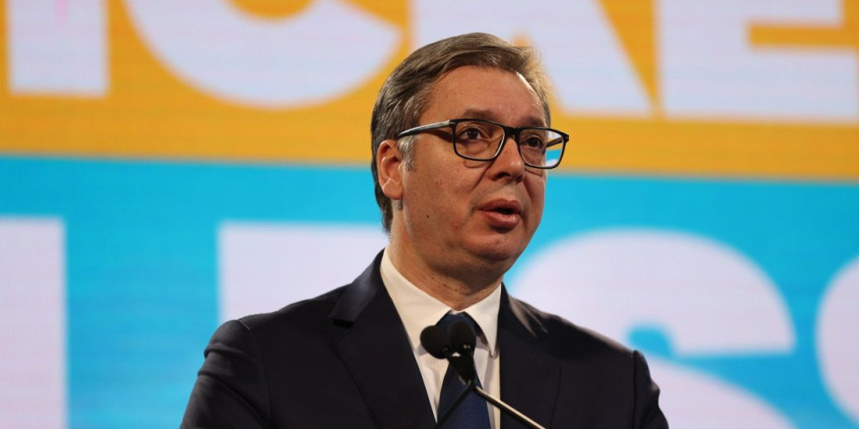 Nova kuknjava blokadera u sarajevskim medijima! Vuletić priznao: Vučić će odneti jasnu pobedu, program studentske liste je laž! (VIDEO)