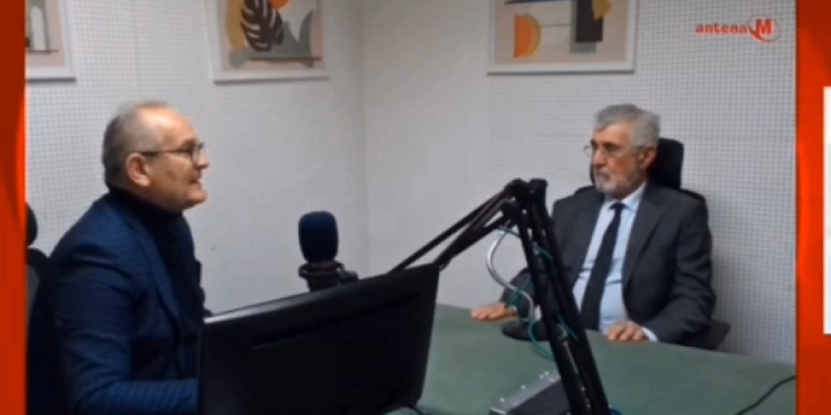 Hoće da nam cepaju zemlju, a na tom putu im smeta Vučić! Prijatelj Dinka Gruhonjića u Milovim medijima otkrio krajnji cilj protesta (VIDEO)