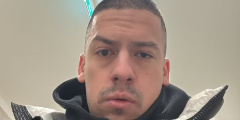 Ovo je momak koji je zapalio automobil Baki Prasetu (FOTO)