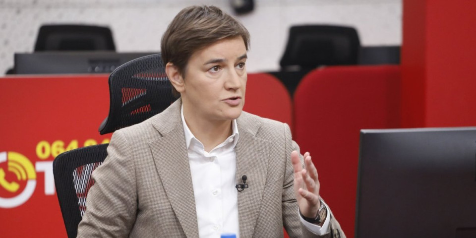 "Za svaku osudu!" Brnabić o skandaloznom ponašanju nastavnika u Požegi: Februarske plate po učinku!