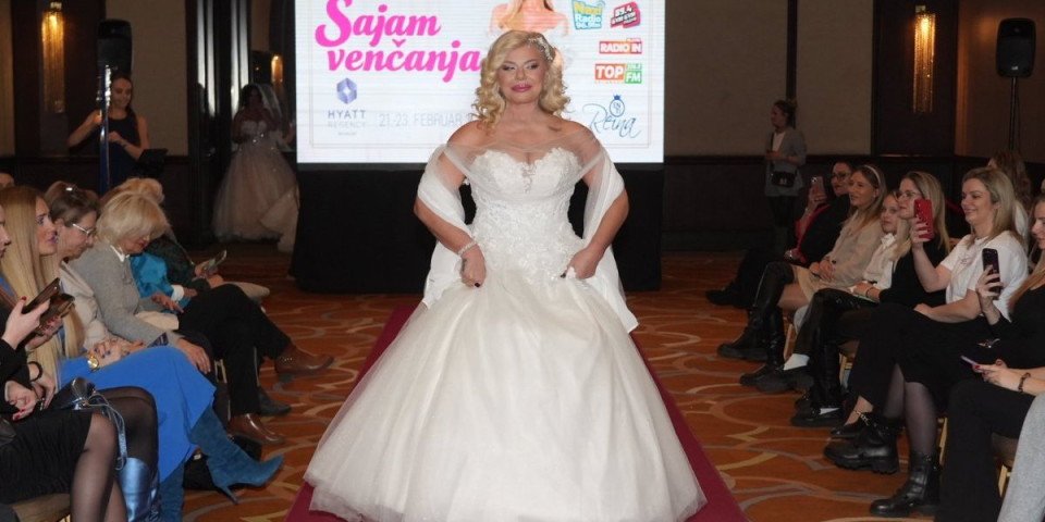 "Napravili su me nimfomankom": Pevačicu zbog izjave o seksu razapeli na mrežama