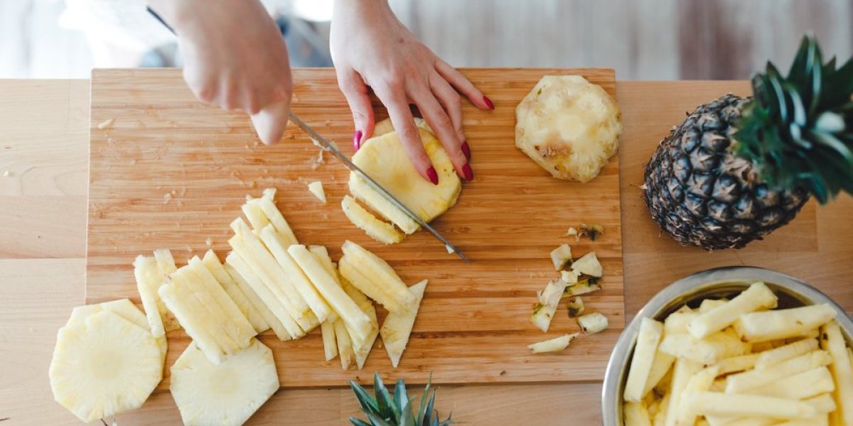 Jela je ananas svaki dan i rešila niz ženskih problema! Nakon 24 sata počele su da se događaju promene u telu