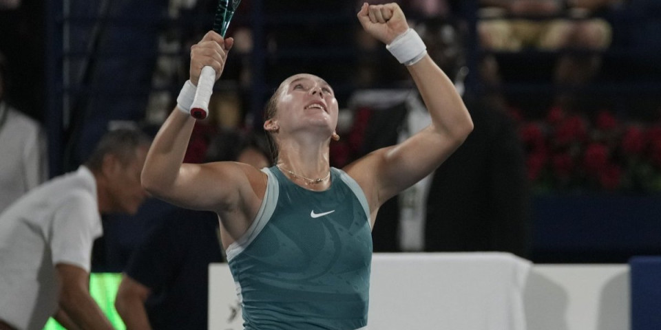 Hit snimak iz Madrida! Ruskinja se žalila sudiji: Ovde bukvalno smrdi na neko sr**e!