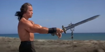 Procureo je neverovatan snimak iz nastavka filma "Kung Fury" u kojem Arnold Švarceneger, kao predsednik SAD, mačevima ratuje protiv Hitlera.