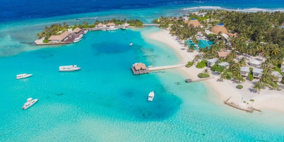 Tragedija na Arubi: Srbin iz Bosne ubio ženu, pa skočio sa balkona hotela