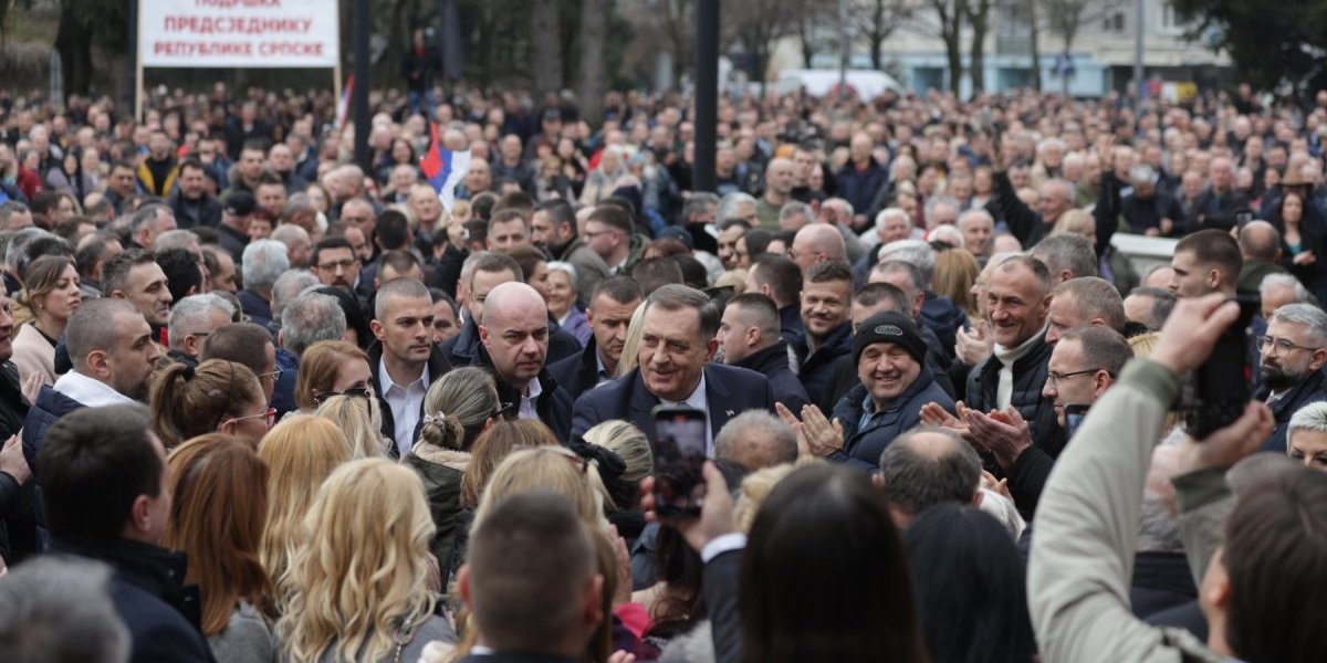 Dodik poručio nakon izricanja presude: Nema predaje, nisam ni za šta kriv! (Video)