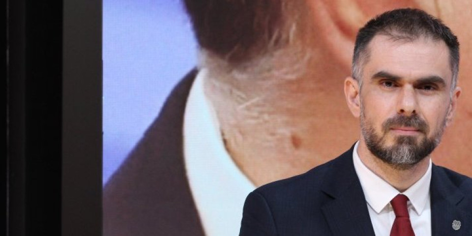 Žarko Mićin ekskluzivno na Informer TV! Gradonačelnik Novog Sada poručio: Opozicija ima samo ideologuju nasilja! (VIDEO)