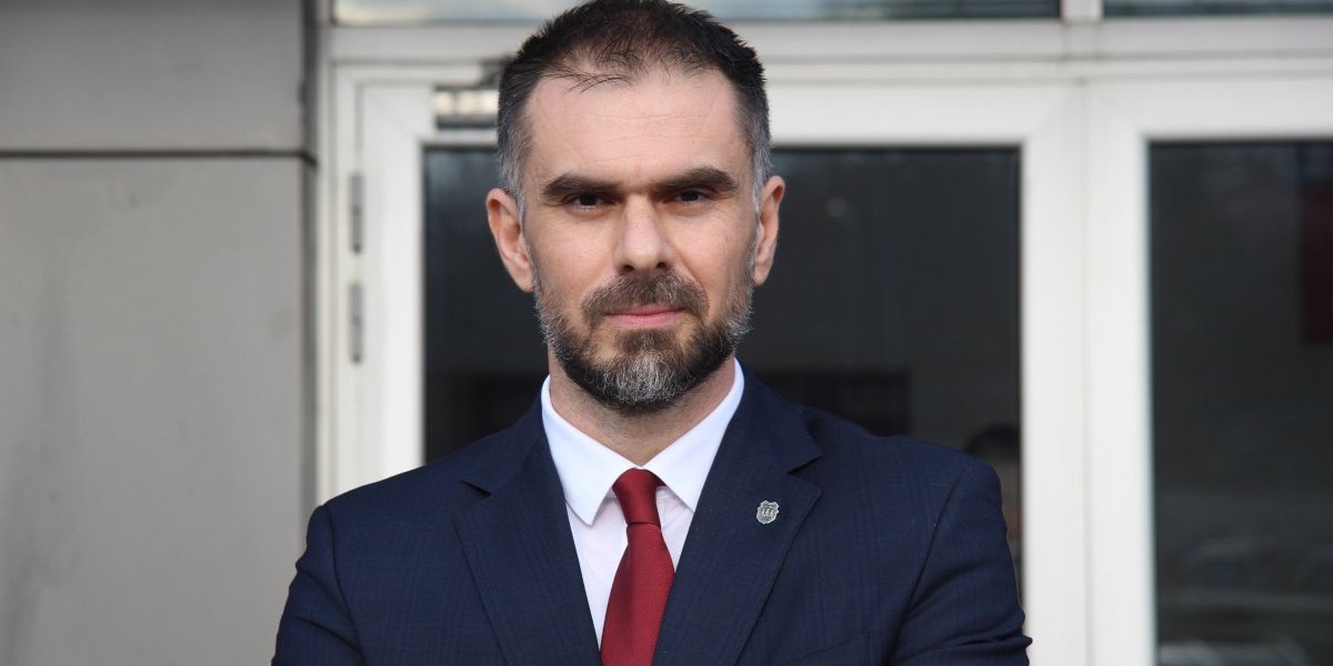 Žarko Mićin odgovorio na izmišljotine Marinike Tepić! Gradonačelnik Novog Sada obišao crpnu stanicu