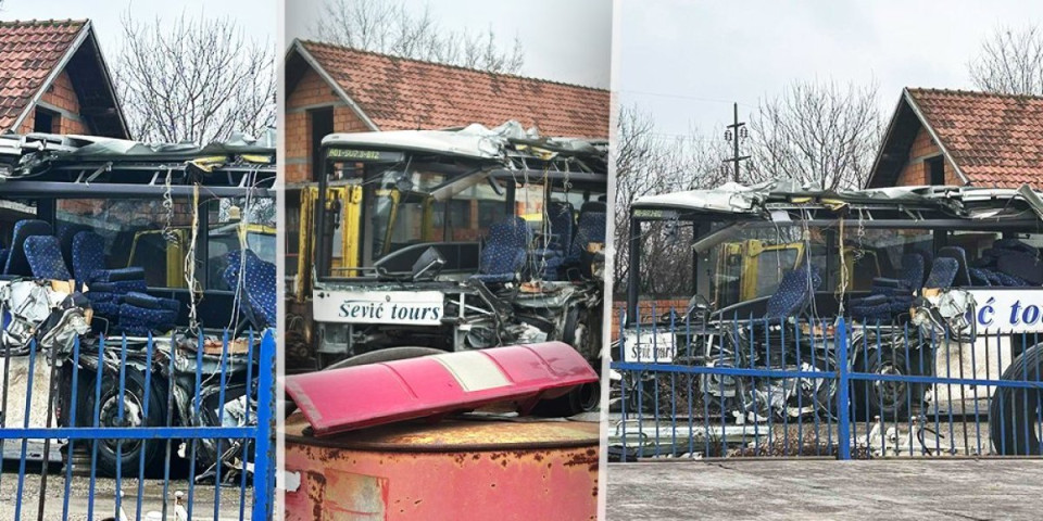 Evo kako izgleda autobus smrti mesec dana nakon nesreće! Direktan sudar "Laste" i "Šević tursa" na Obrenovačkom putu (FOTO)