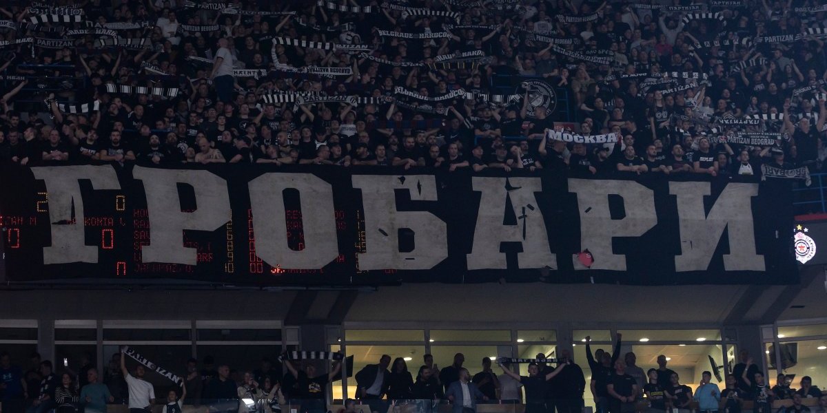 Nestvarne scene! Partizan trpi zbog kazne, evo kako izgleda Arena bez "kopa" (FOTO)