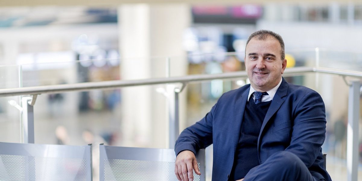 Saša Vlaisavljević razrešen sa funkcije direktora Akcionarskog društva Aerodroma "Nikola Tesla" na sednici Vlade Srbije