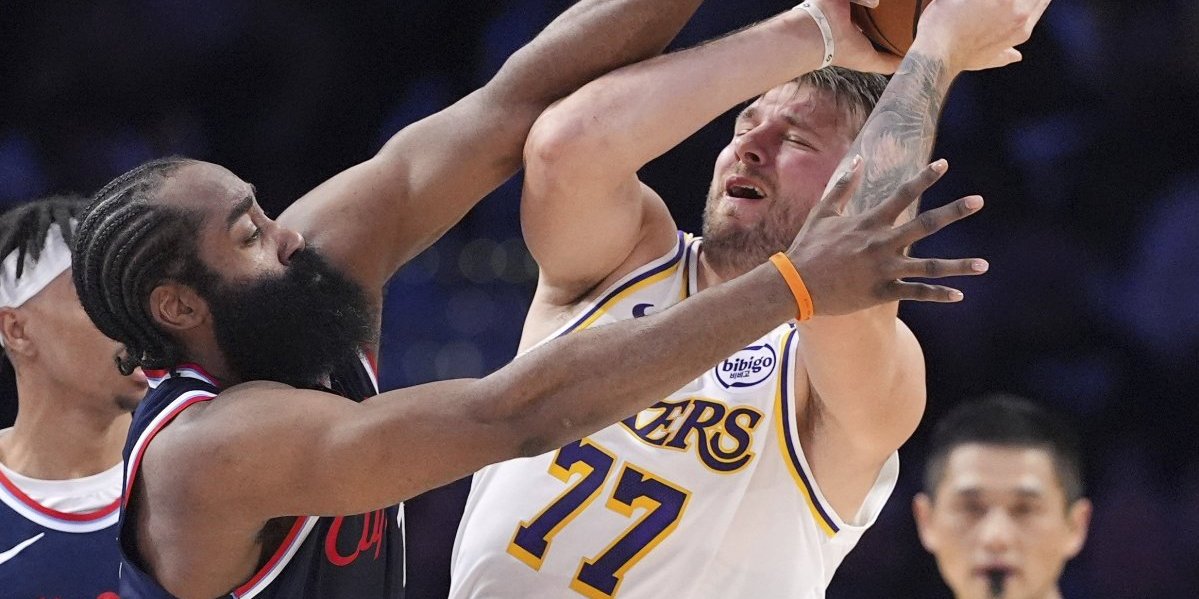 Ovo je svima promaklo! Dončić tokom meča žestoko isprozivao Hardena (VIDEO)