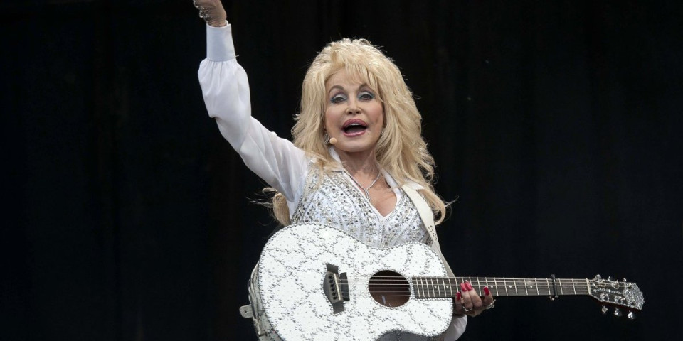 Otkriven uzrok smrti Doli Parton: Kantri zvezda izgubila bitku sa ovom bolešću