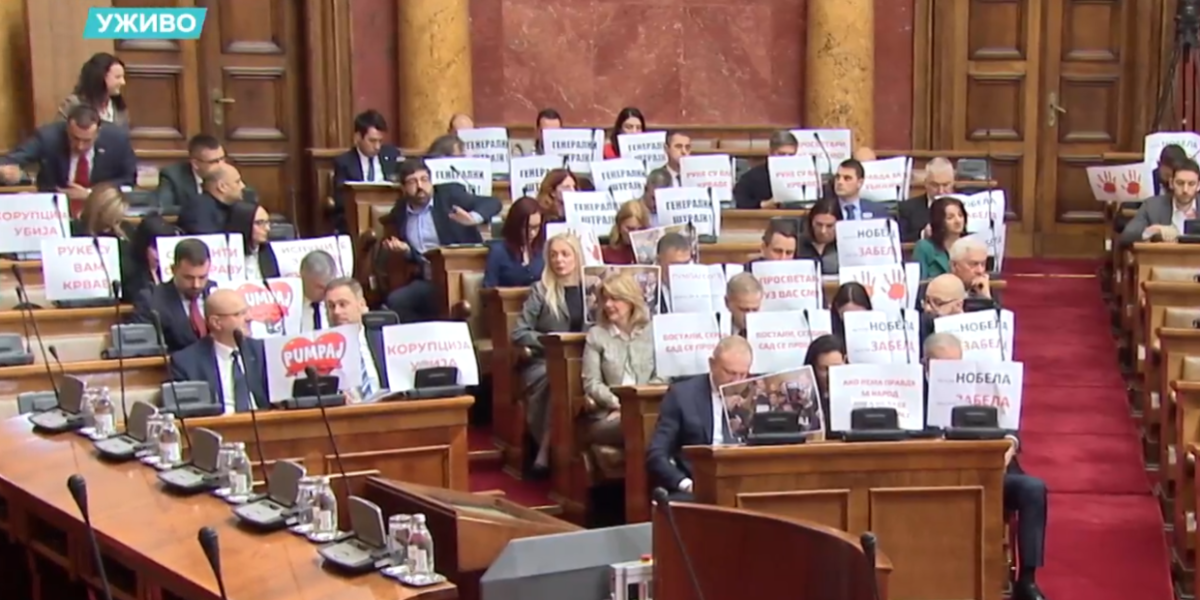 Kako ste vi to za ispunjenje zahteva? Opozicija nije glasala za stavljanje izmena Zakona o visokom obrazovanju na dnevni red!