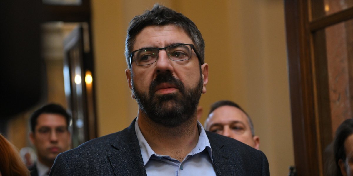 Poslednji čin opozione sapunice! Radomir Lazović odjavio blokadere: Ne pada mi na pamet...