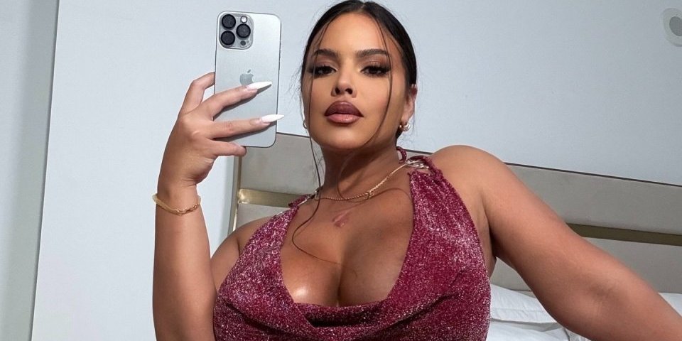 Ogromnom zadnjicom napravila haos! Ljudi su šokirani njenim telom - ispod leđa nosi čudovište (VIDEO)