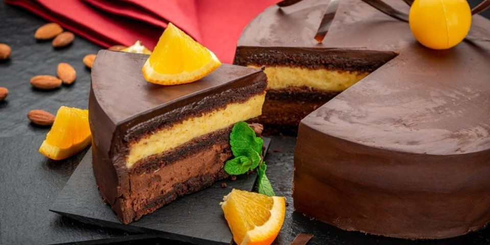 Najbolji recept za jafa tortu: Kremasta i sočna - čokoladna poslastica se topi u ustima