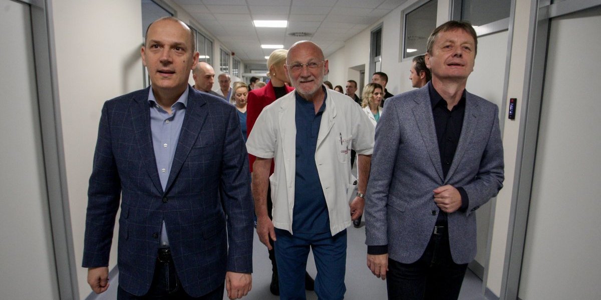 Rekonstruisana Klinika za neurohirurgiju, najvažnija u regionu! Lončar: Dolaze i pacijenti iz inostranstva (FOTO)