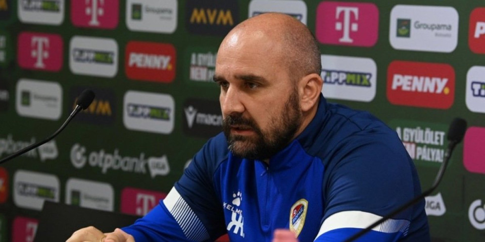 Horor scena u Lučanima: Treneru Radničkog se slošilo, srušio se tokom meča