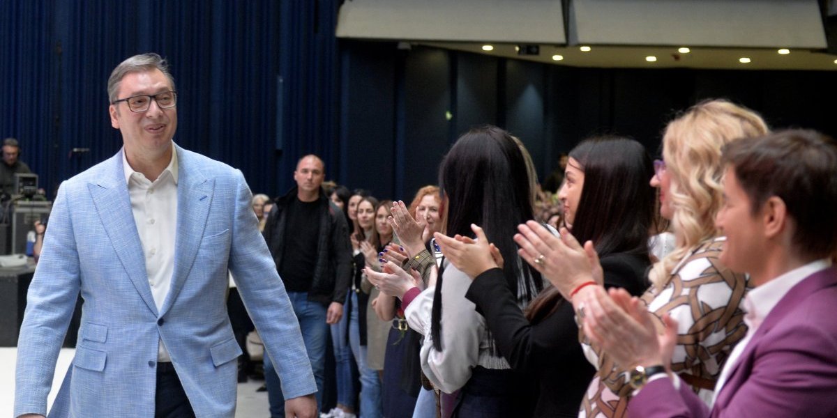 Predložićemo zakon o alimentacionom fondu! Vučić: Kad muškarac neće da plaća izdržavanje, tad država počinje da plaća ali i goni muškarca!