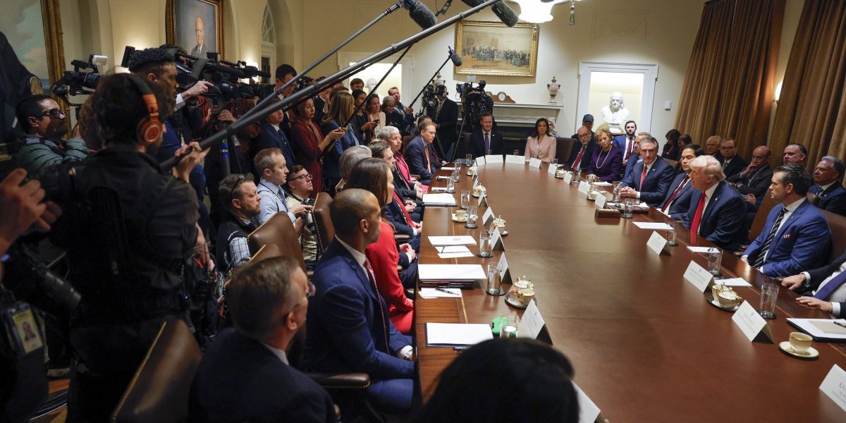 Drama u Trampovom kabinetu! Marko Rubio se žestoko posvađao sa Maskom, ovo je razlog!