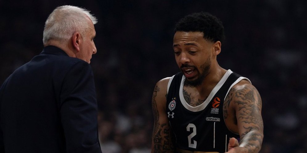 Džons otkrio šta se dešavalo nakon debakla od Efesa! Nije bilo treninga, ovo je Željko tražio od nas!