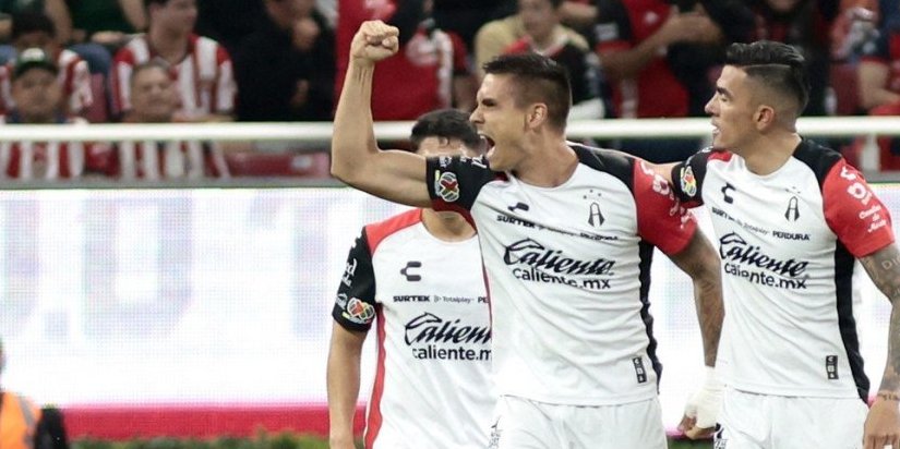 Het-trik za 19 minuta i nestvarni preokret! Magična noć miljenika "grobara" u Meksiku (VIDEO)