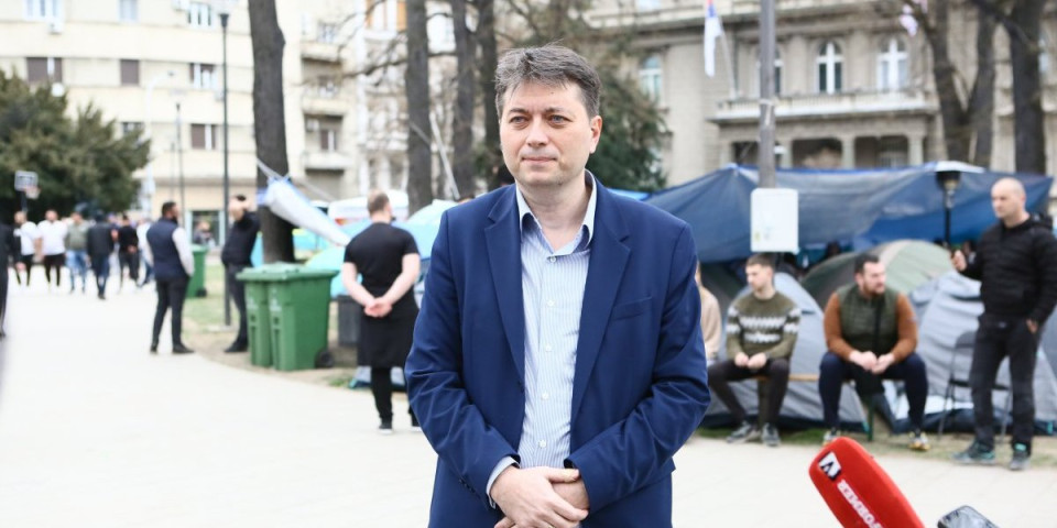 "Za lekare nije bilo posla 2006. bez poznanstva!" Profesor objasnio: Danas se odmah dobija posao i specijalizacija (VIDEO)