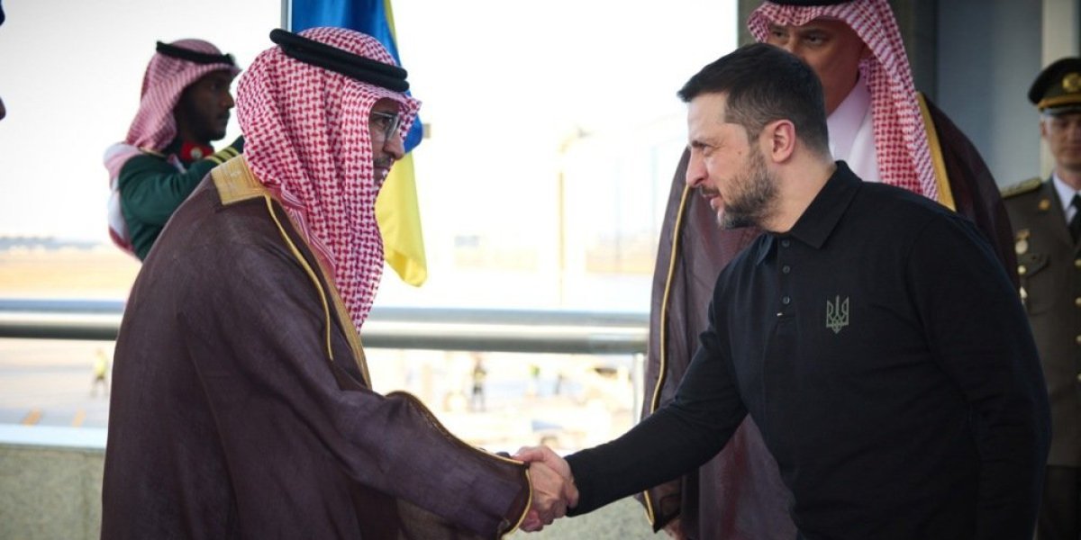 Oglasio se Zelenski! Zahvalan Amerikancima, ali pod jednim uslovom!