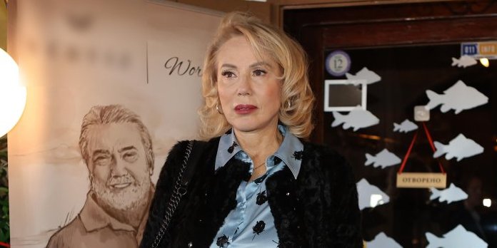 Na nastupu Lepe Brene bačen suzavac - Koleginica otkrila detalje: "Pobegli smo u podrum"