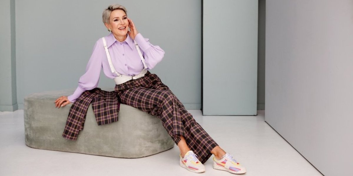 Odeća koje briše godine i čini vaš izgled mladalačkim! Modni antiejdž trikovi za žene u 50-im i 60-im