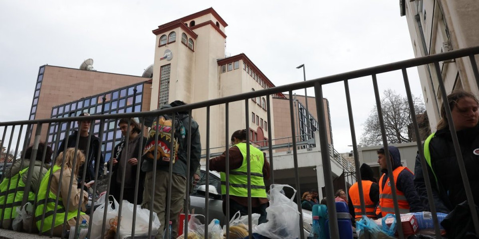 Kakva šamarčina: Blokaderi doživeli težak udarac - ugašeni su (FOTO)