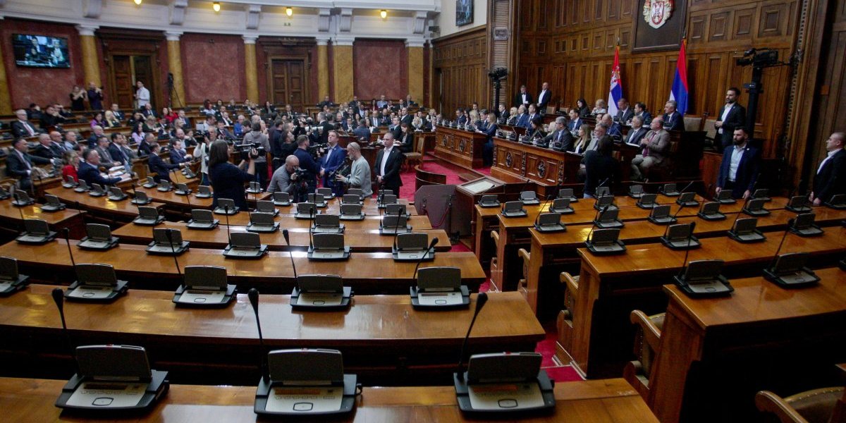 Skupština Srbije u toku! Mali: Druga smo najbrže rastuća ekonomija u Evropi u 2024!