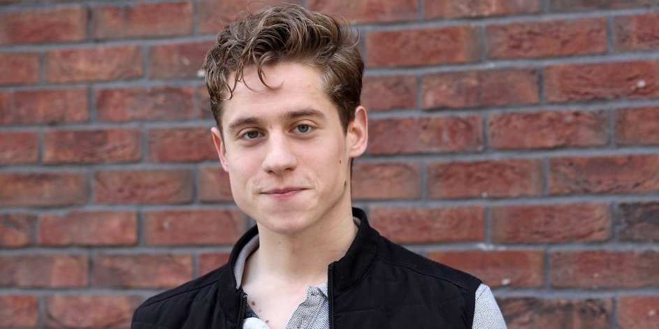 Luka Grbić u tajnoj vezi sa 14 godina starijom koleginicom! Evo o kojoj poznatoj glumici je reč