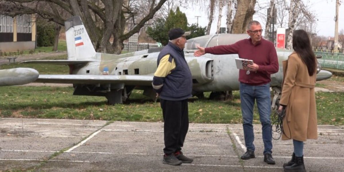 Dragoslav Dinić i Radiša Jovičić, sadašnji dierktor škole u Potočcu