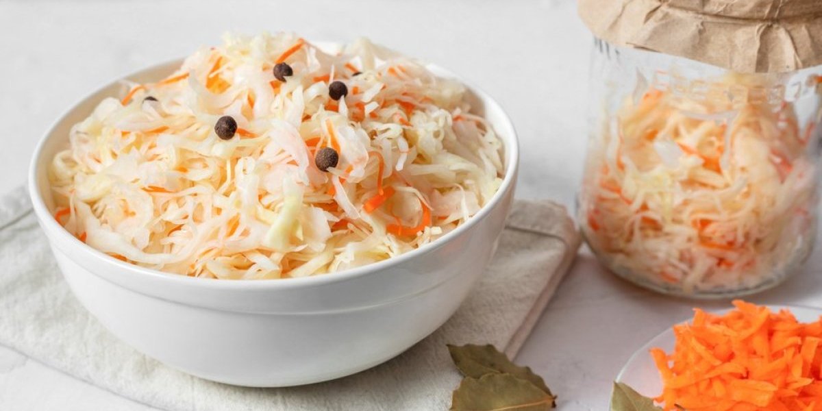 Zdrava salata od kiselog kupusa i šargarepe! Prava je vitaminska bomba - idealna za jačanje imuniteta