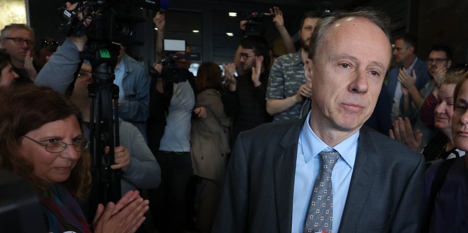 Sram bilo rektora Đokića! Vučić poručio: Studenti koji žele da uče osvetlali su obraz našoj zemlji!