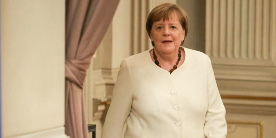 Merkel javno prozvala Brisel zbog Rusije, pa spomenula Trampa!