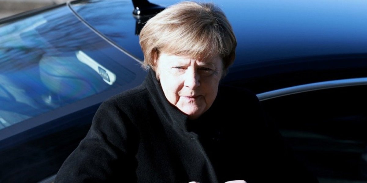 Epa Merke Merkel: Veštačka inteligencija može da izazove sukob između Evrope i ...
