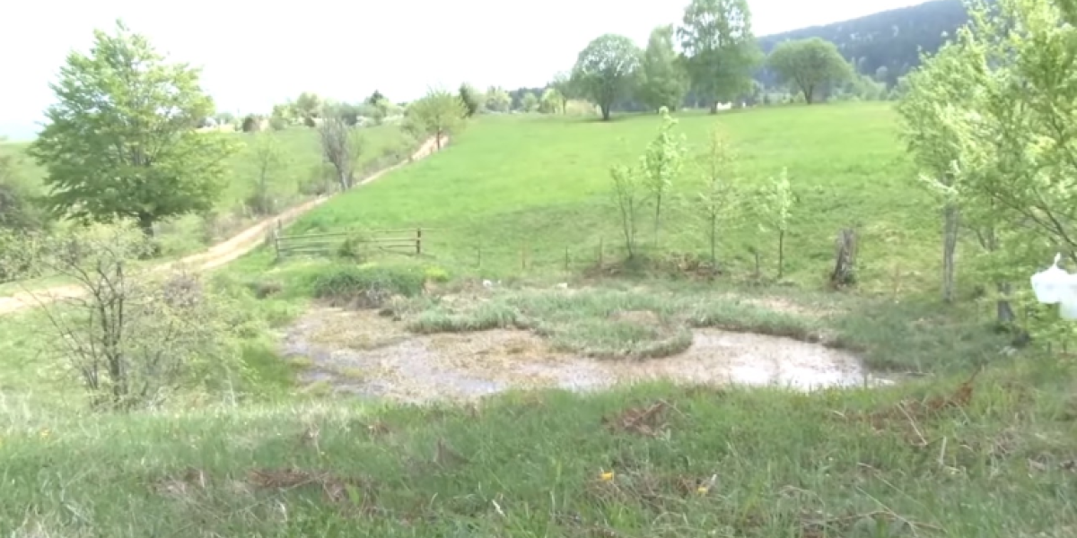 I danas se plaše da mu priđu, a priče o njemu teraju strah u kosti! Kažu, ukleto jezero!