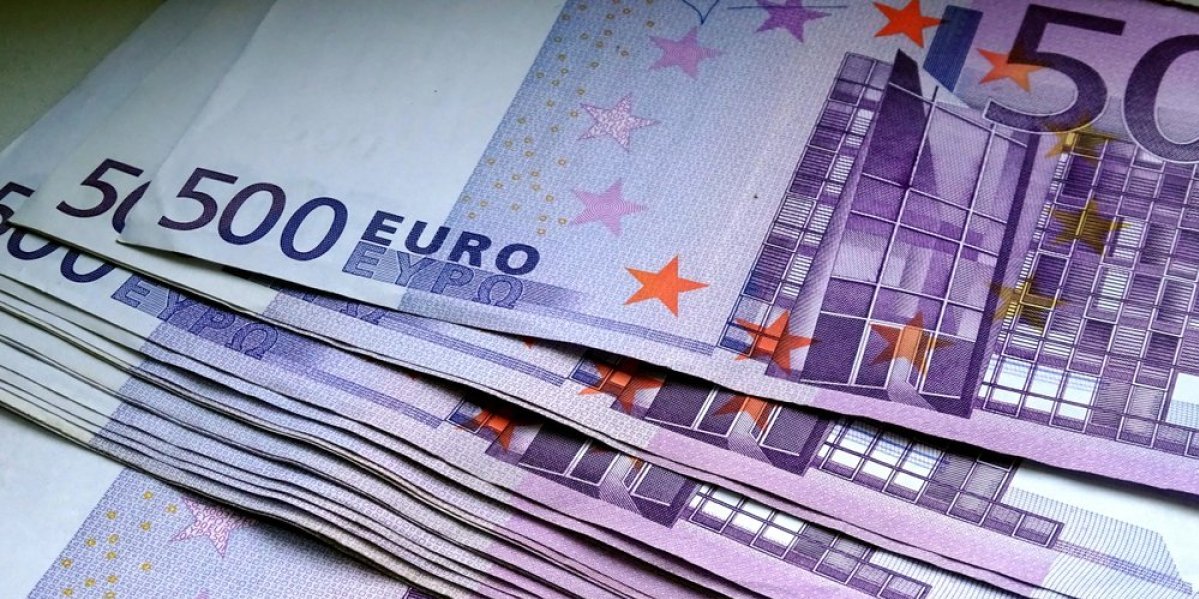 Novac stiže za 4 horoskopska znaka! Evo ko će dobiti pare do 5. aprila, a jedan znak treba da igra igre na sreću