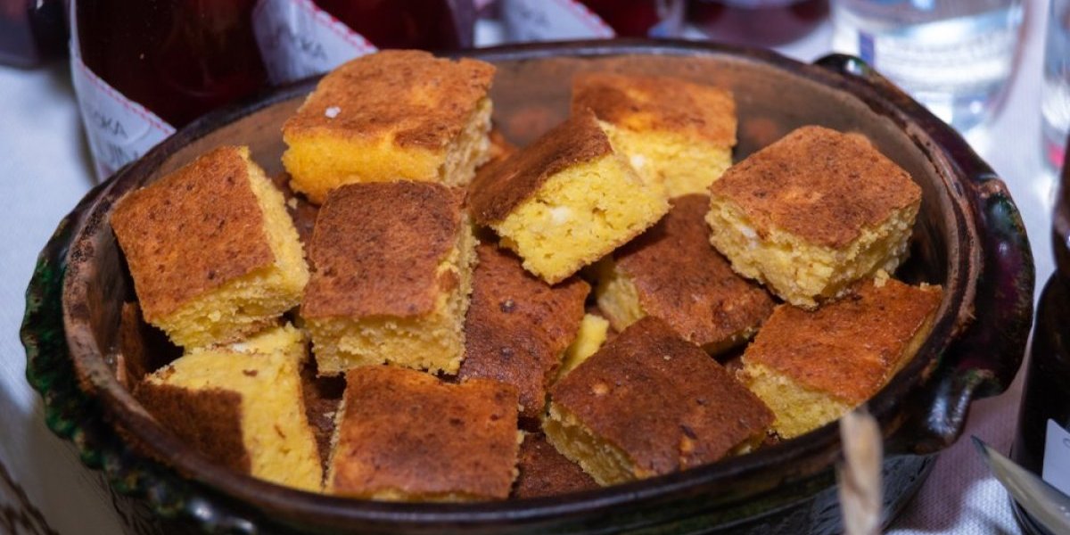 Posna proja sa kiselom vodom:  Recept koji domaćice prenose generacijama, ukusniji od klasičnog