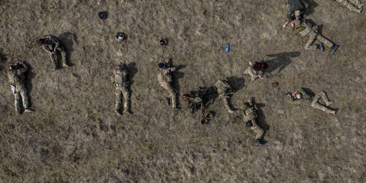 Zelenski žrtvuje Sumi i Harkov za dva metra zemlje?! Ruski mediji: Ukrajina gurnula svoje ljude u Belgorod, medvedu u usta! (VIDEO)