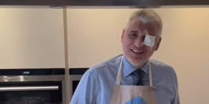 Povređen Čeda Jovanović! Političar se oglasio, Aca mu na snimku poručuje: Ti si najlepši (VIDEO)