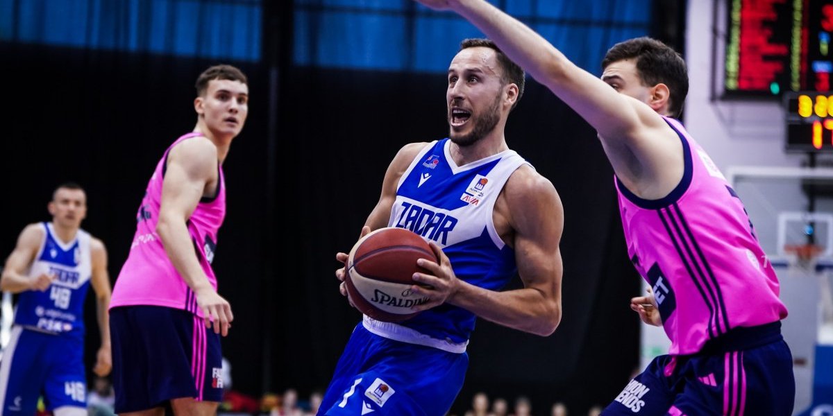 Mega uzbudljivo do pobede! Trojka Petrovića dokrajčila Zadar u poslednjoj sekundi!