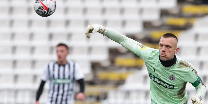 Aca nije sam pao! FK Partizan se ponovo oglasio zbog haosa na Banjici: Jovanović nije konfliktan!