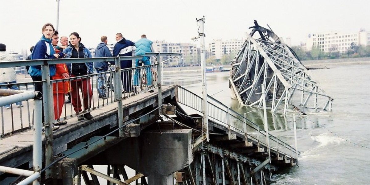 Ove tri države su prve osudile NATO! Deveti dan bombardovanja promenio istoriju: Uzbune u Beogradu, Novom Sadu i Peći