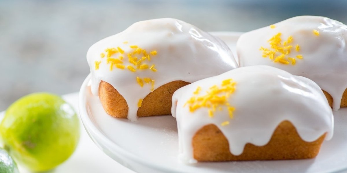 Savršena bela glazure za vaskršnje kolače i torte! Sjajni premaz bez jaja koji se brzo stvrdnjava