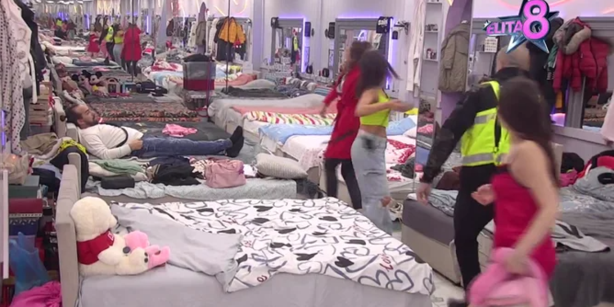 Tuča u Eliti! Čupale se za kosu, pljuvale i polivale kafom (FOTO)