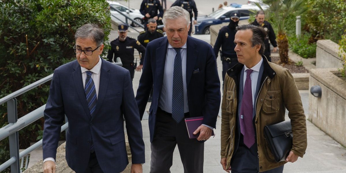 Karlo Anćeloti na suđenju